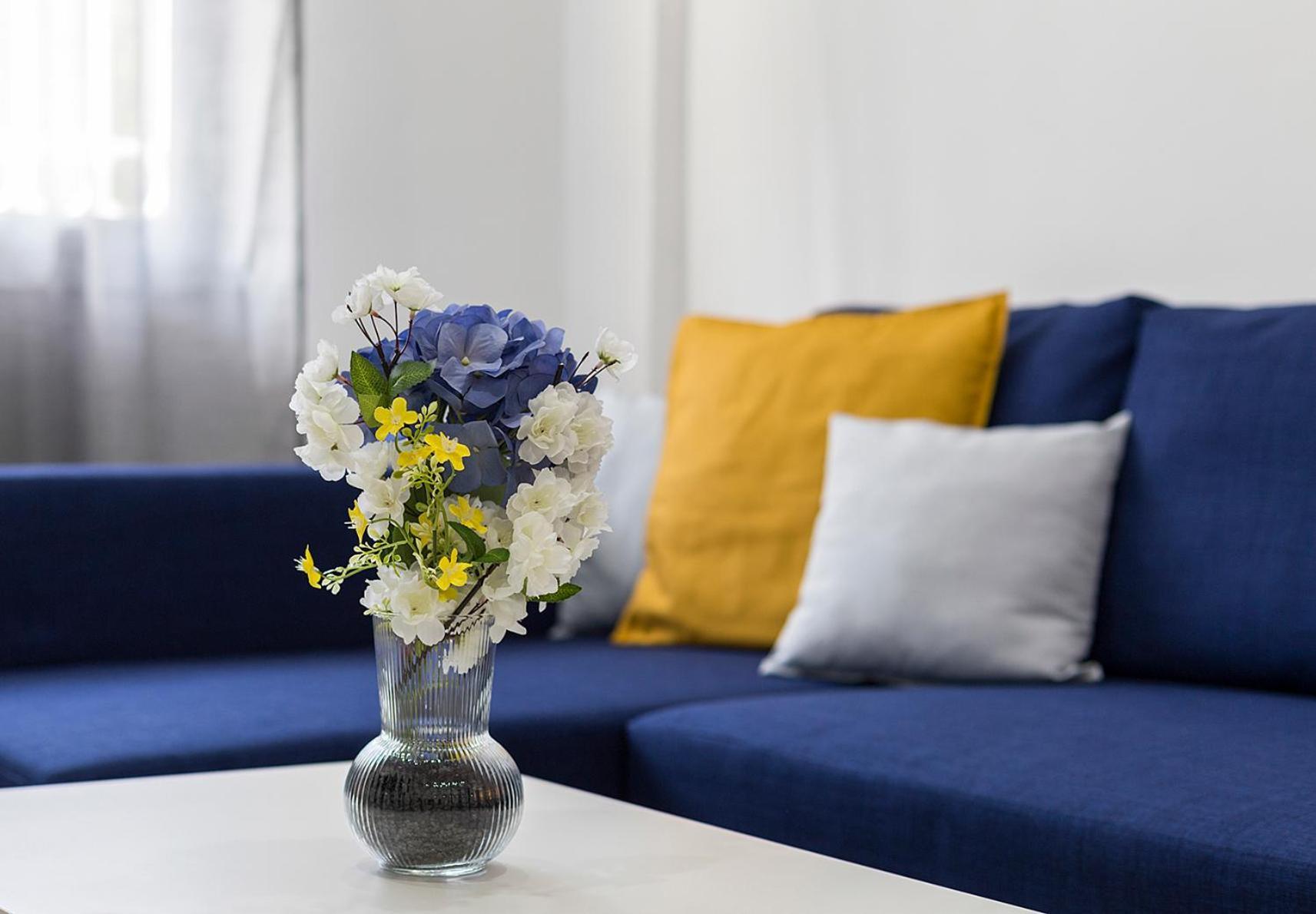 Centro Virgen Guia 3 Rooms Севиля Екстериор снимка